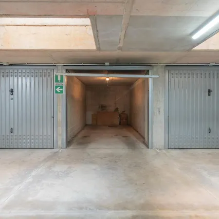 Appartement Bicocca, Free Parking, Private Garage, Metro M5 200m, Garden, Kids & Pet Friendly
