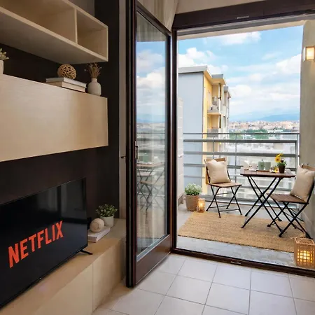 Bicocca, Free Parking, Private Garage, Metro M5 200m, Garden, Kids & Pet Friendly * Milaan